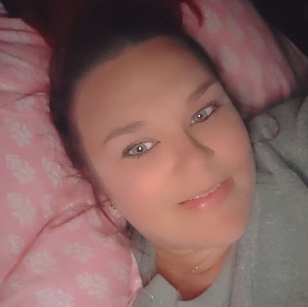 Meet your Posher, Cassandra